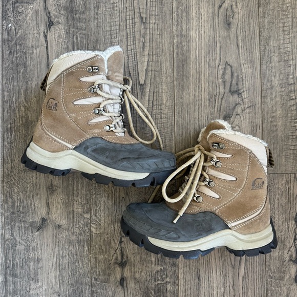 Sorel Waterproof Insulated Hiking Snow Boots - Picture 1 of 4